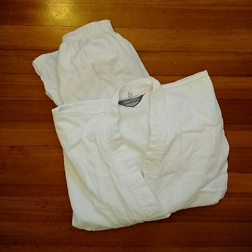 Karate uniform gi suit sz 8-10 med